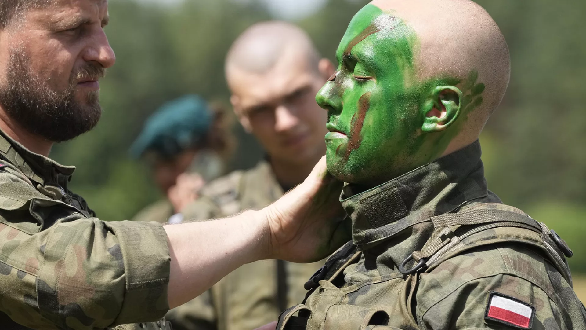 Rusya'nın Ukrayna işgali, Polonya'da gönüllü asker sayısını arttırdı