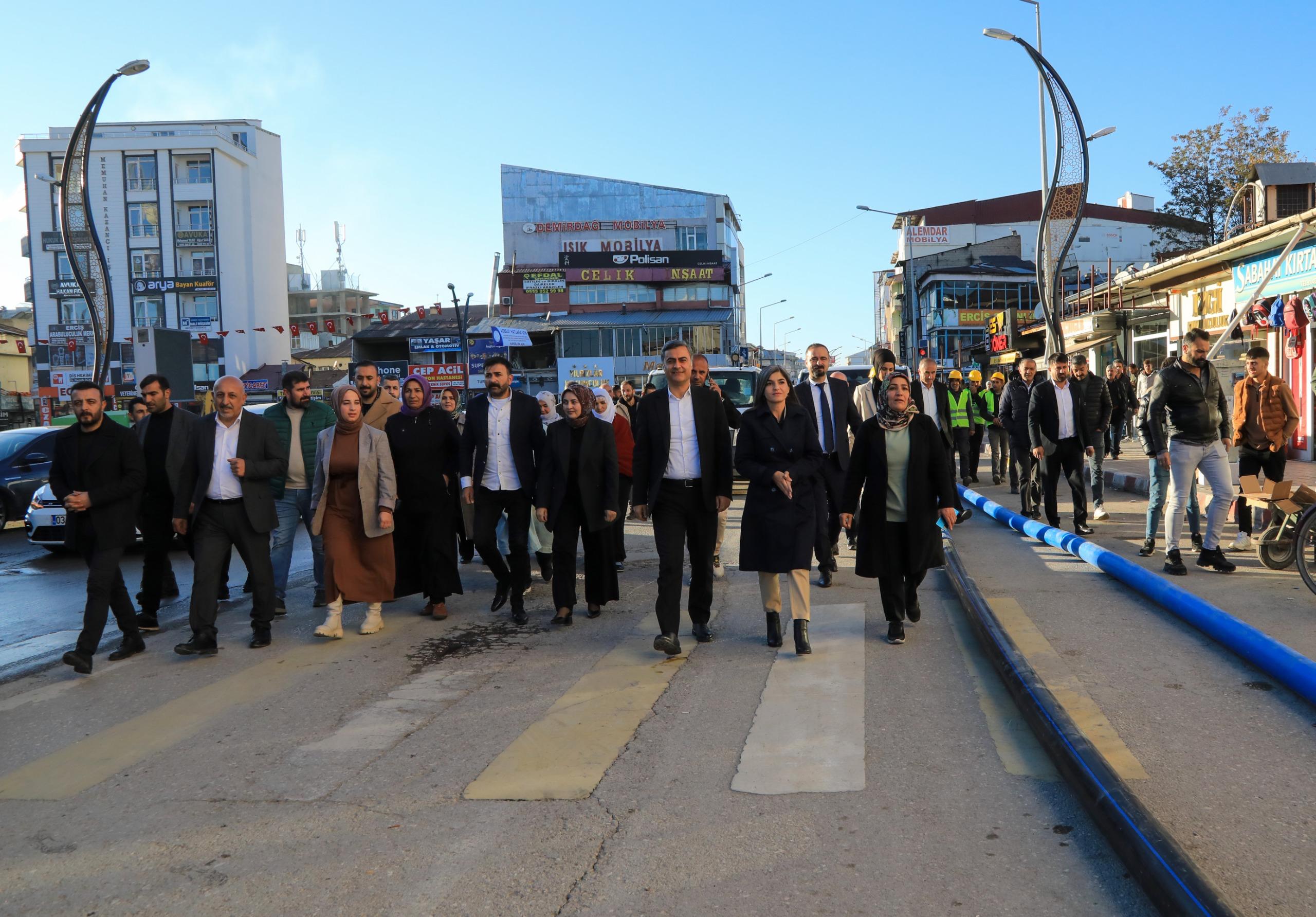 VASKİ Erciş’in içme suyu altyapısını yeniliyor