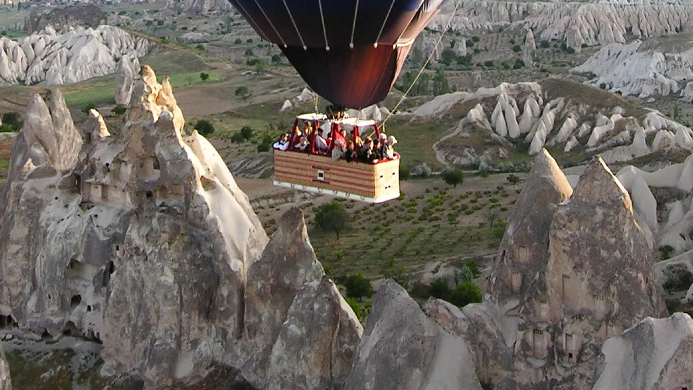 Aksaray’da sıcak hava balonu kazası: 1 ölü, 31 yaralı