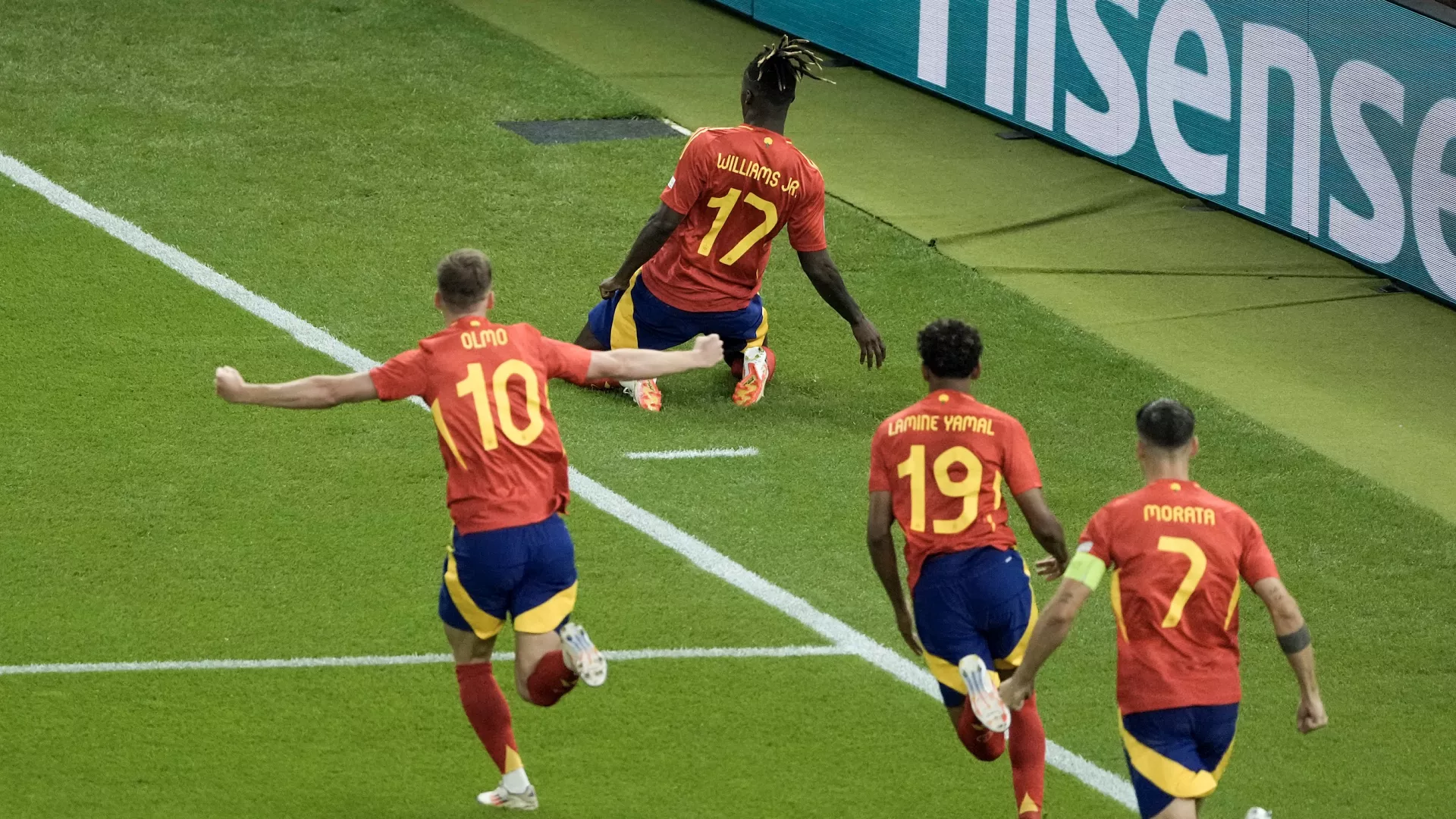 EURO 2024: İspanya, İngiltere'yi 2-1 ile geçerek kupanın galibi oldu