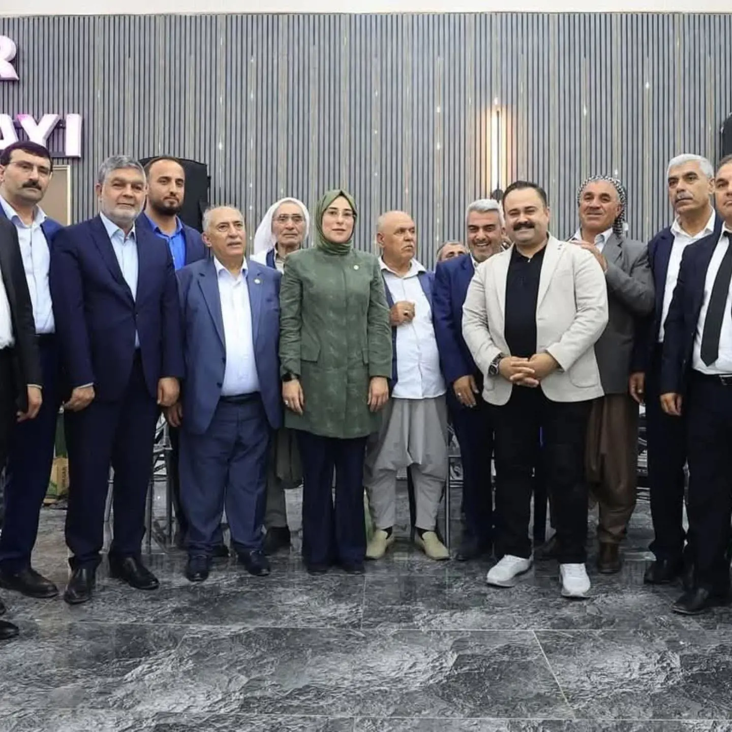 VİRANŞEHİR’DE BARIŞ SOFRASI KURULDU: BAŞKAN SERHAT DİCLE İNAN’DAN BARIŞ MESAJI