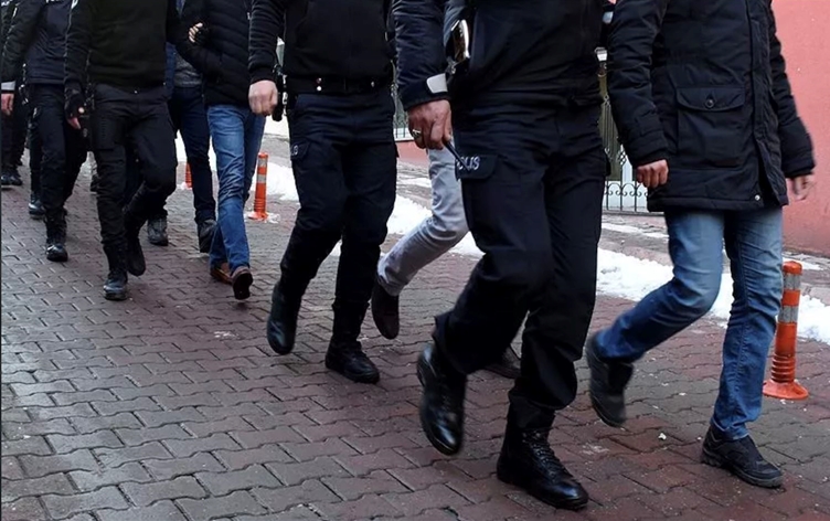 Türkiye'de FETÖ operasyonu: HAKMAR ve TATBAK'a kayyum atandı