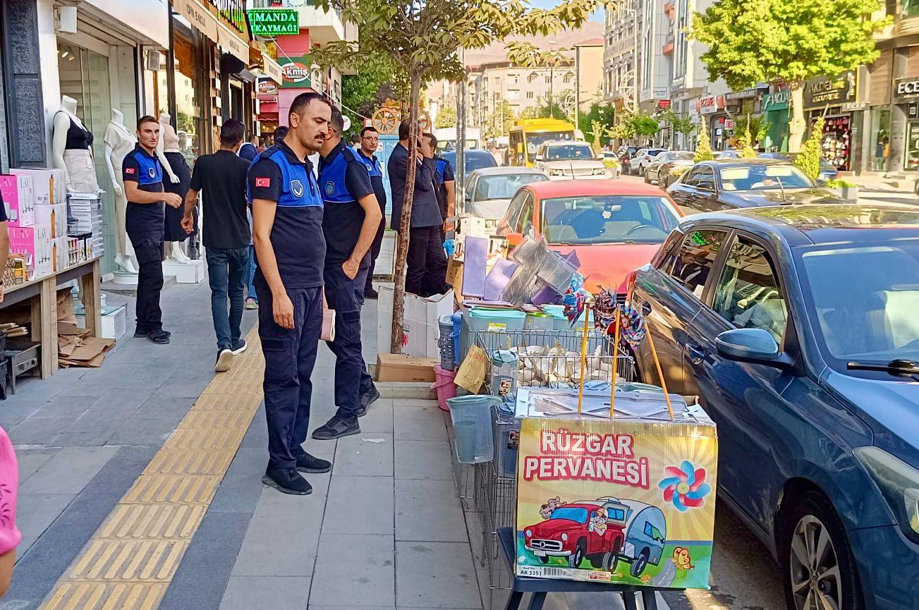 Van genelinde seyyar satıcı denetimleri sürüyor