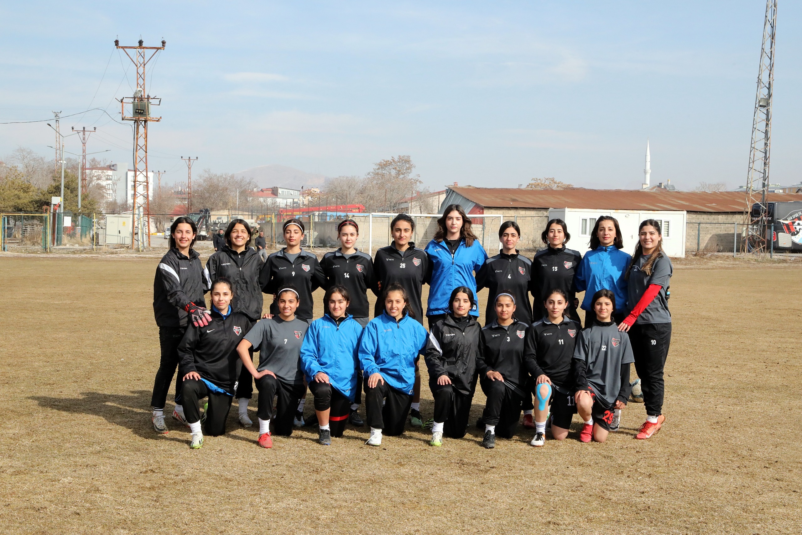 Van Büyükşehir Belediyespor kadın takımında hedef 2. Lig 