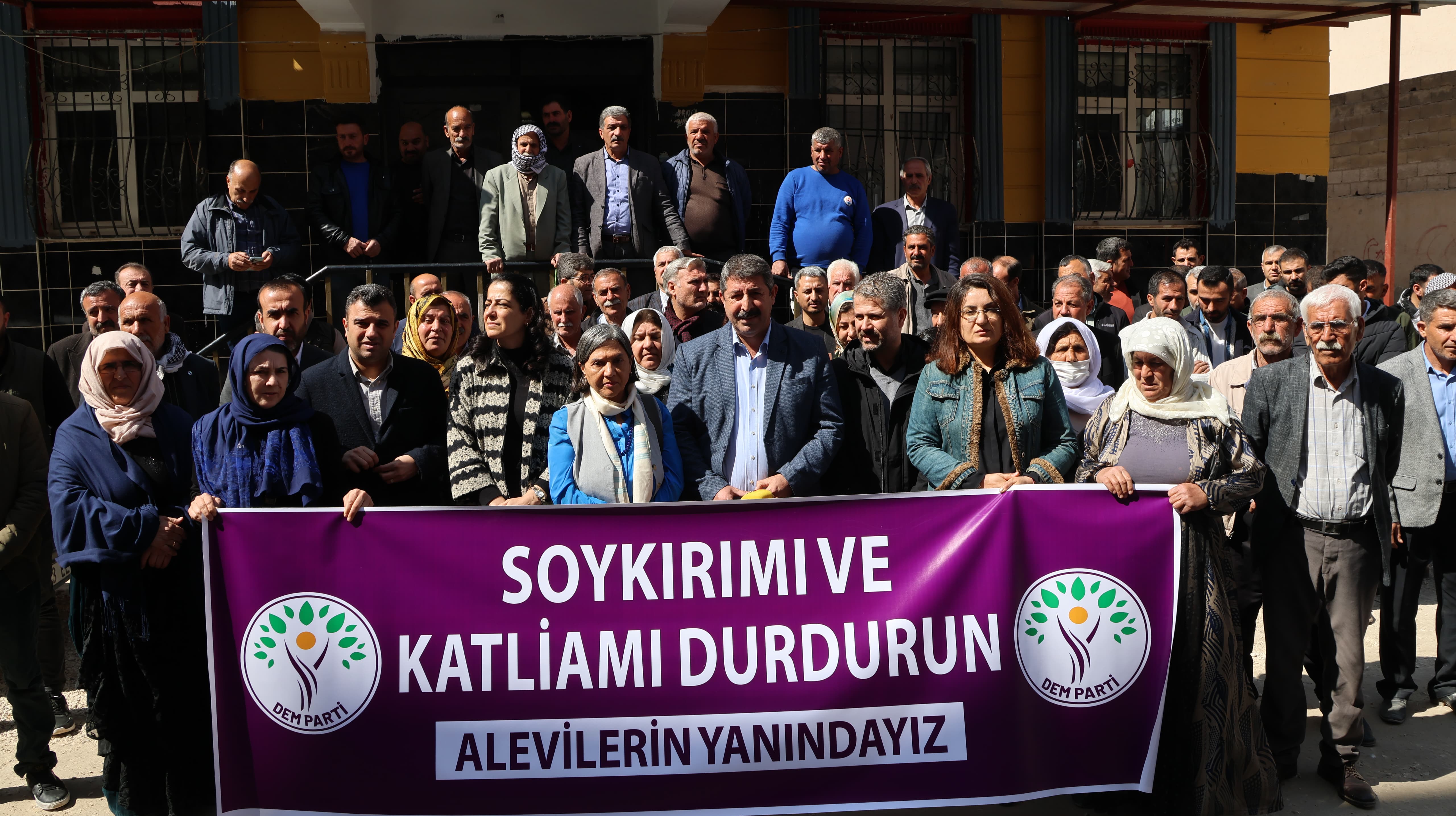 Suruç’ta Suriye’deki Alevi katliamına tepki 