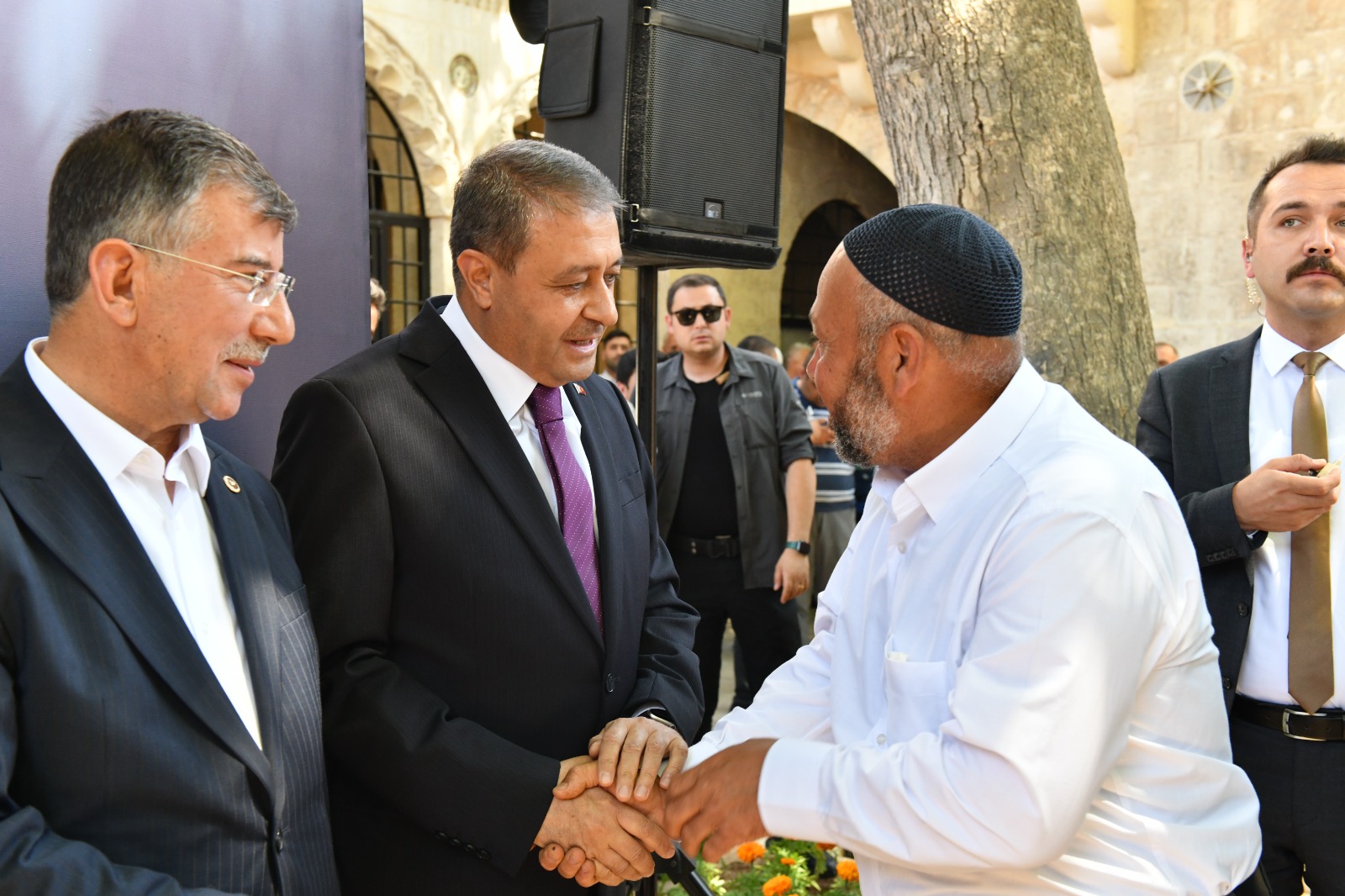 ŞANLIURFA, BİRLİK VE BERABERLİK İÇERİSİNDE KURBAN BAYRAMI BULUŞMASINDA BİR ARAYA GELDİ