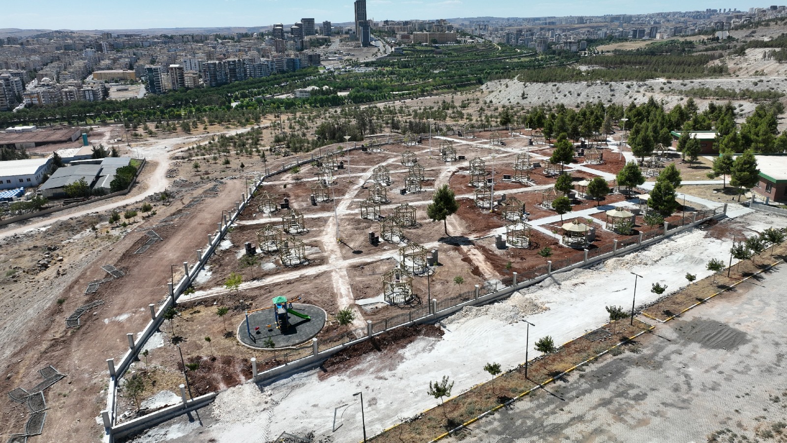 ŞANLIURFA BÜYÜKŞEHİR’DEN YENİ PİKNİK ALANI: “MANGALPARK”