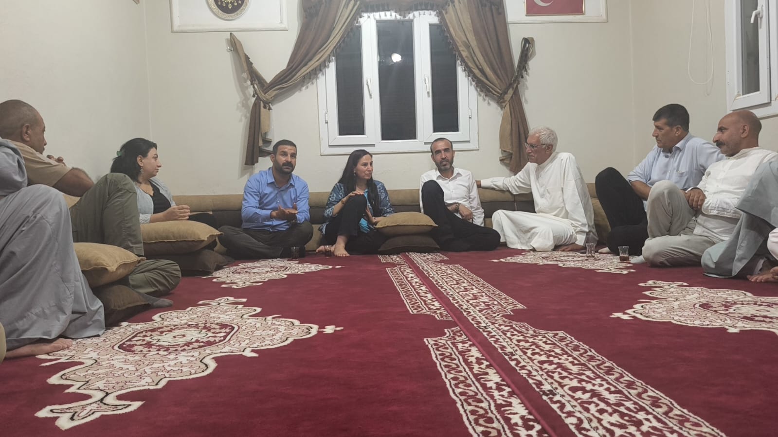 DEM PARTİ'DEN HARRAN ÇIKARTMASI