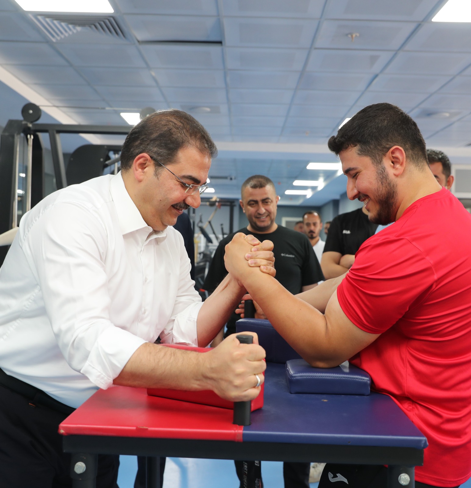 BAŞKAN CANPOLAT'TAN DÜNYA ŞAMPİYONU OCAKOĞLU'NA MORAL ZİYARETİ*