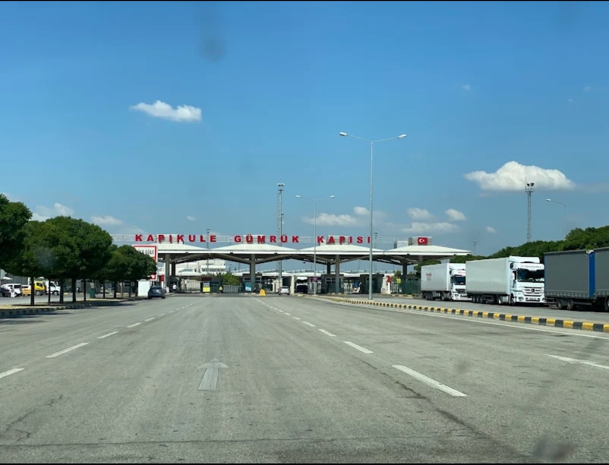 Yurt Dışı Çıkış Harcına Şok Zam: 710 TL’den 1000 TL’ye Yükseldi.