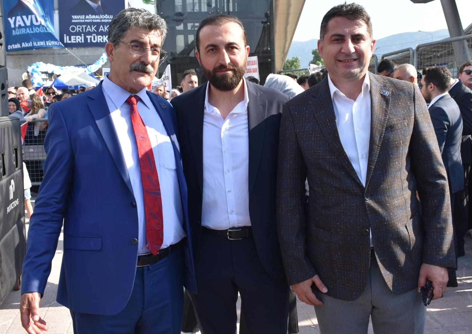 Anahtar Parti (A Parti) Muğla İl Teşkilat Başkanı Ali Yılmaz Bursa'da Sevgi Seliyle Karşılandı.