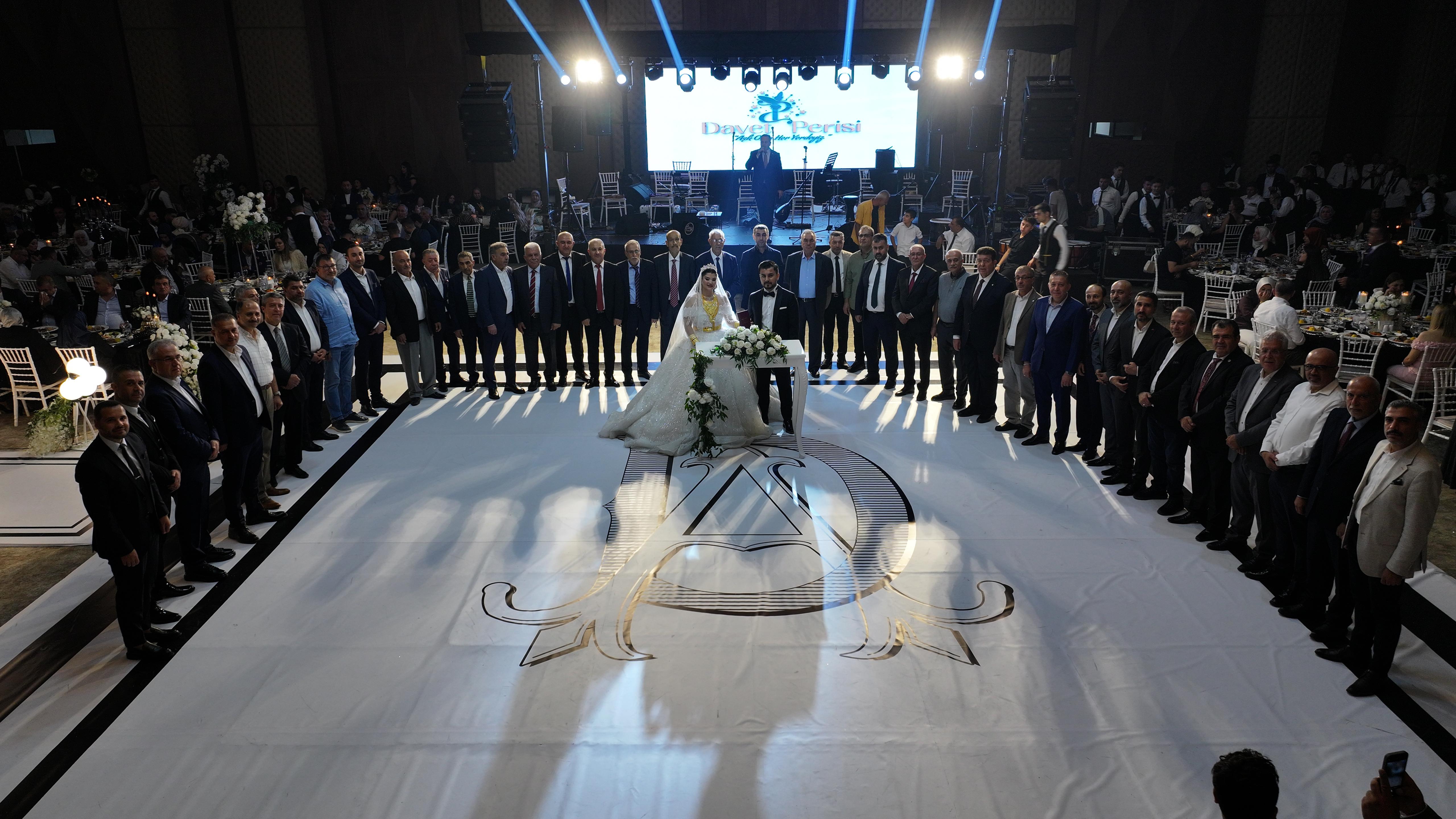Gaziantep'te Dillere Destan Düğün.