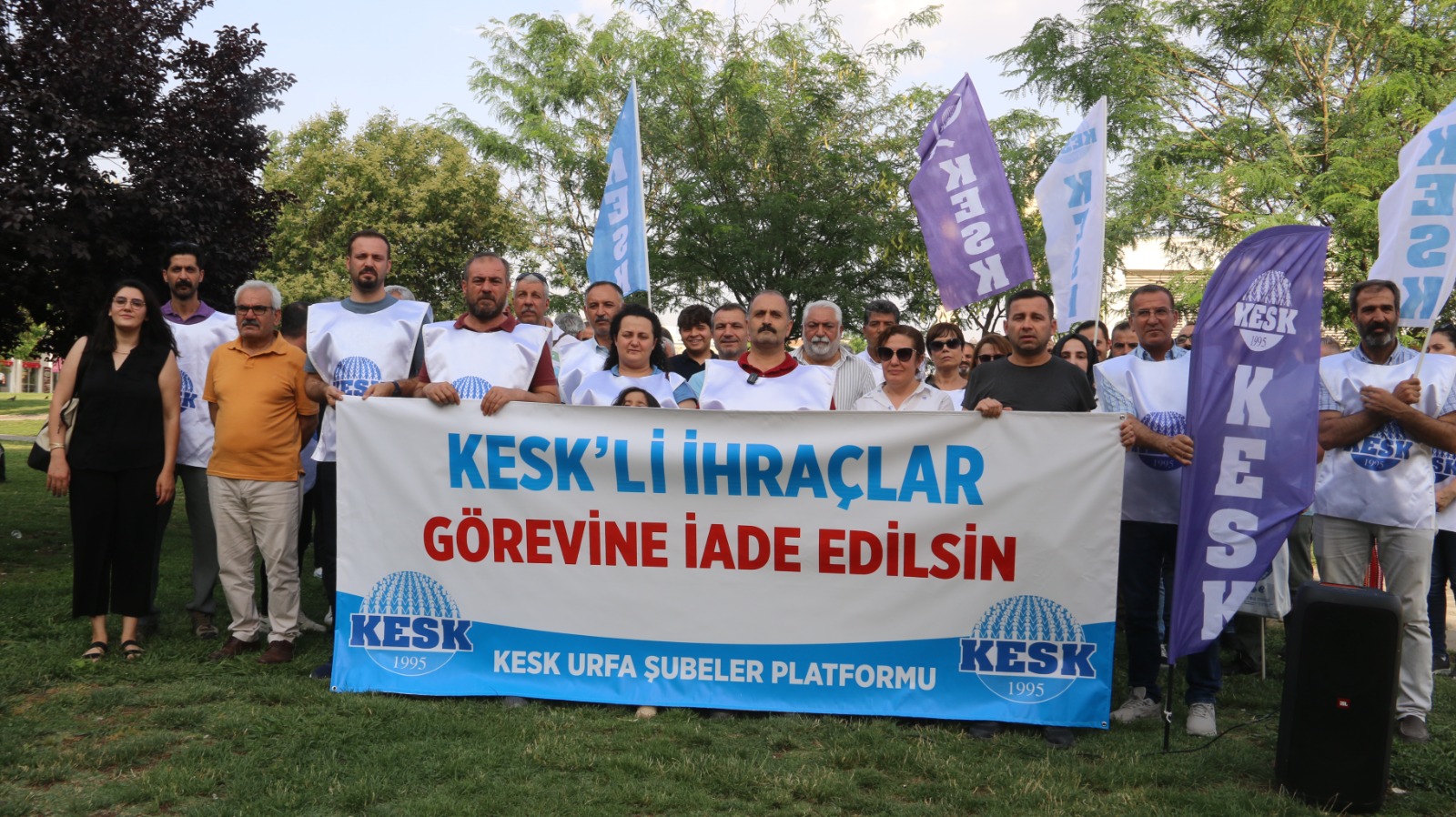 BARIŞ, DEMOKRASİ VE ADALET İÇİN:  KHK’LER İPTAL EDİLSİN, HAKSIZ BİR ŞEKİLDE GÖREVİNDEN İHRAÇ EDİLEN EMEKÇİLER GÖREVLERİNE İADE EDİLSİN!