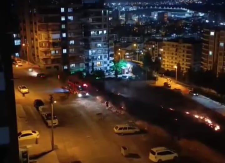 Şanlıurfa’da Havai Fişek Yangını: Gençlerin Eğlencesi Az Daha Felakete Dönüşüyordu
