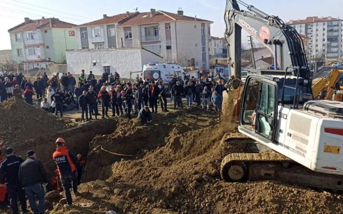 Ankara'da göçük: 2 işçi öldü, 1 kişi gözaltında