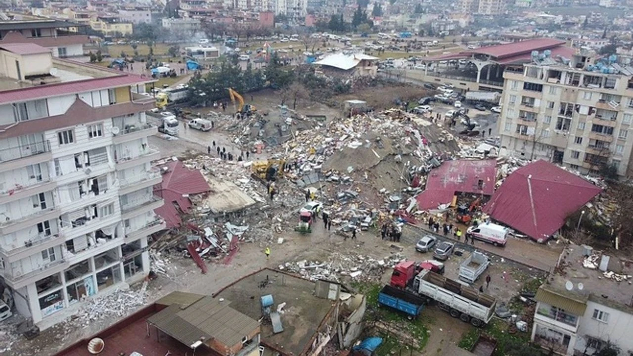 Deprem Bölgesindeki Bazı İllerde Mücbir Sebep Hali Süresi Uzatıldı