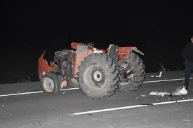 Traktör ve Otomobil çarpıştı 1 ölü