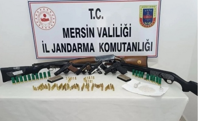 Mersin'de Silah Kaçakçılığı Operasyonu  