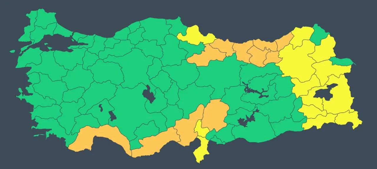 Meteoroloji'den 24 il için sarı ve turuncu kodlu yoğun kar ve yağmur uyarısı