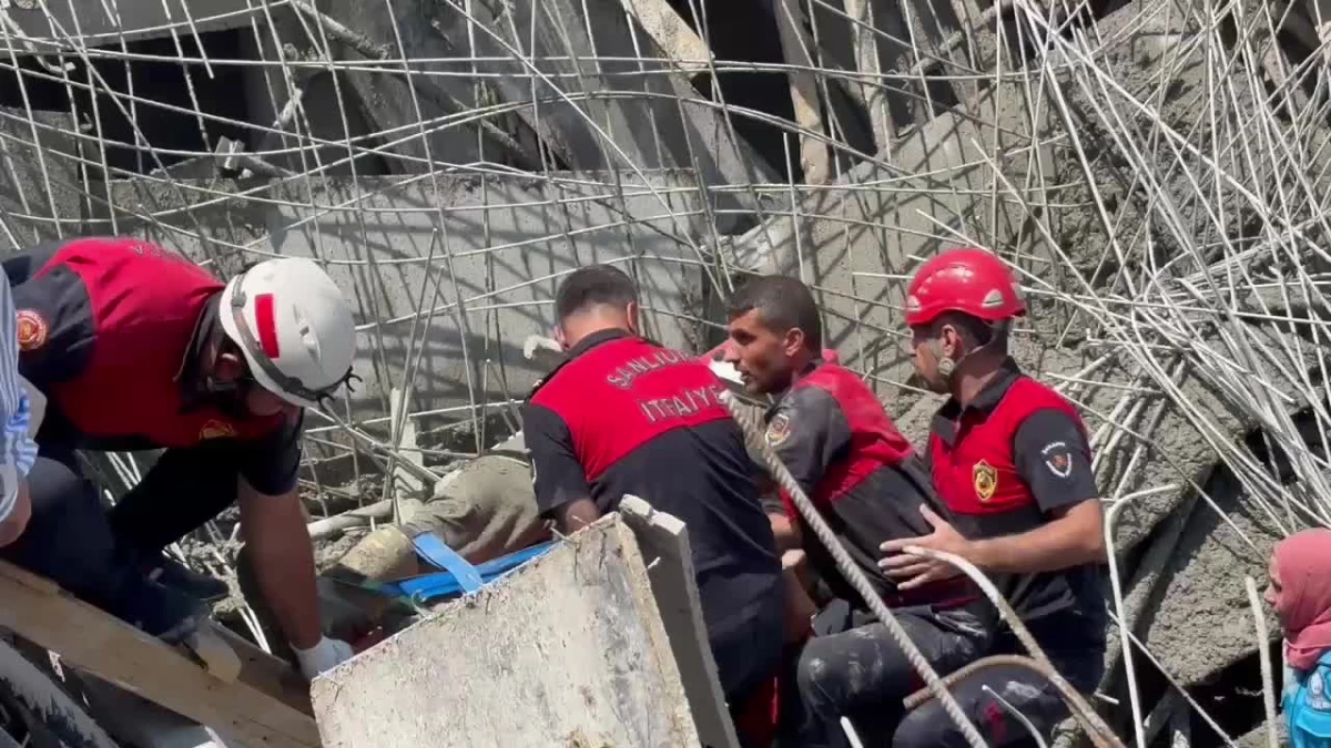 Şanlıurfa'da inşaat göçüğünde bir işçi yaralandı